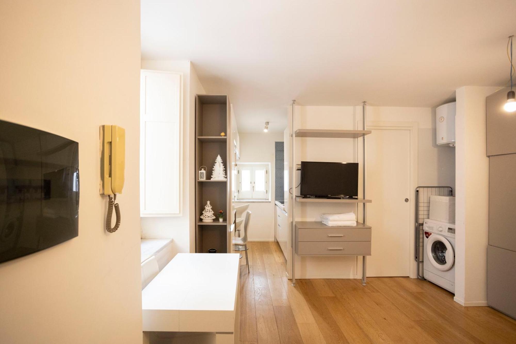 Ferienwohnung Qu4Ttro I Domo House Salerno Exterior foto